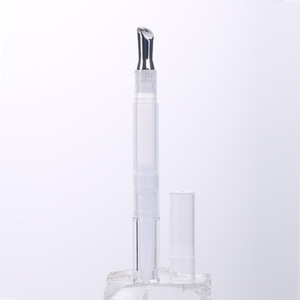 Lápiz Voluminizador de Labios Worie con Punta Metálica para Envases Cosméticos, Fórmula Transparente Ice Diamond - Product Image 2