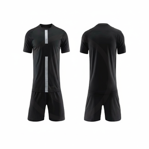 Uniforme de football personnalisable de qualité supérieure, short à col en V, sublimation, respirant, séchage rapide, 100% polyester, vêtements de sport - Product Image 1