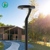 Lampes solaires LED en aluminium pour routes et jardins, étanches IP66, économiques en énergie, avec télécommande pour la décoration extérieure