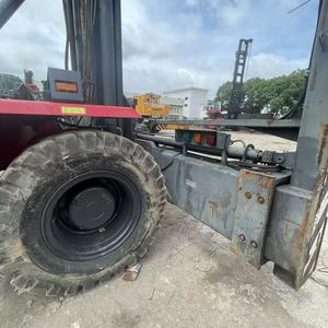 Chariot élévateur à conteneurs Kalmar DCE80-45E7 d'occasion fabriqué en Suède avec batterie au plomb et mât à deux étages pour ports et zones de conteneurs - Vente chaude - Product Image 4