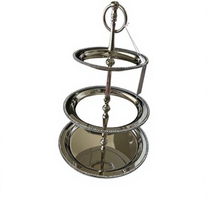 Plateaux de service ronds en argent avec bordure à motifs perlés, support à gâteau à 3 niveaux de qualité supérieure pour événements, fêtes, célébrations de fiançailles, décoration - Product Image 1