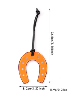 Porte-clés en cuir de luxe pour sac à main, breloque en forme de fer à cheval, design tendance, cadeau - Product Image 5