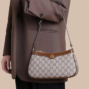 Venta al por mayor directa de fábrica: Bolso clásico estampado para mujer, bandolera de cuero con textura de nueva moda, bolso de hombro único para axila. - Product Image 4