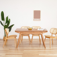 Nouveaux produits sur le marché, mobilier de restaurant, chaise en bois massif vintage, ensemble de table et de chaises de salle à manger en bois de café