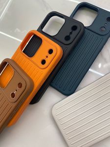 Étui de téléphone en TPU+PC à texture de cuir ondulé compatible avec les modèles d'<span class=keywords><strong>iPhone</strong></span>, <span class=keywords><strong>coque</strong></span> de protection durable - Product Image 1