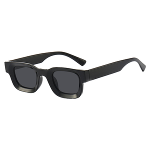 Lunettes de soleil unisexes carrées vintage tendance, style rétro punk hip hop, logo personnalisé, monture noire en PC de haute qualité, UV400 TAC - Product Image 1