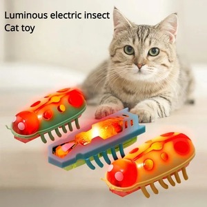 Mini jouet électrique interactif pour chat et chien, en forme de coccinelle mignonne, jouet pour chat en forme d'insecte marchant, accessoires de jeu pour chat - Product Image 2