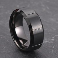 Penjualan terlaris langsung dari pabrik cincin Platinum hitam 8mm cincin pertunangan cincin pernikahan Tungsten beralur & dipoles pria hitam