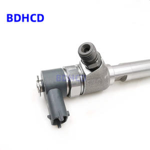 0445110919 pièces de moteur automatiques d'<span class=keywords><strong>injecteur</strong></span> de carburant à rampe commune Diesel 0 445 110 919 0445110918 pour l'échange Bosch - Product Image 3
