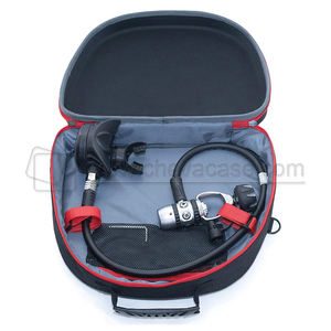 Bolsa de transporte acolchada para regulador de buceo con tapa dura EVA - Product Image 2