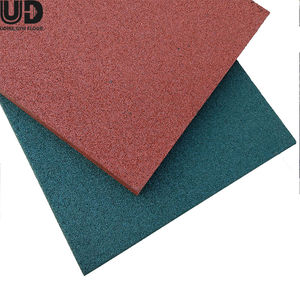 Suelo de Goma para Parques Infantiles que Permite la Drenaje del Agua, Previene Charcos y Superficies Resbaladizas, Tapete de Goma para Parques Infantiles - Product Image 1