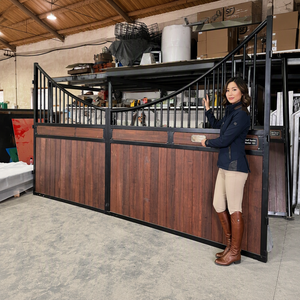 Attrezzatura Personalizzata per Stalle Equestri, Resistente e Antiruggine, Box per Cavalli in <span class=keywords><strong>Legno</strong></span> con Finitura Zincata a Caldo per Allevamenti - Product Image 1