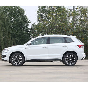 2025 <span class=keywords><strong>Skoda</strong></span> Karoq TSI280 <span class=keywords><strong>Full</strong></span> Option Luxury Edition Automatique FWD Turbo Moteur Sièges en cuir Toit ouvrant panoramique Couleur noir/blanc - Product Image 2