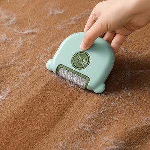 <b>Lint</b> Remover Electrostatic Pet Brush Rotating <b>Roller</b> Portable Clothes Sweater Hair Dust Cleaner Multifunctional - Product Image 4