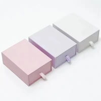 Boîte cadeau de bijoux écologiques haut de gamme avec logo personnalisé, boîtes d'emballage rigides en carton ondulé, doublées d'éponge, imprimées UV, boîte d'expédition
