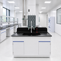 Banc de laboratoire avec étagères suspendues, armoires mobiles et structure en acier pour laboratoire de recherche scolaire et universitaire