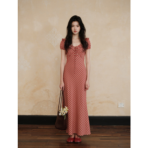 Stile cinese taglio diagonale cotone <span class=keywords><strong>lino</strong></span> a scacchi con scollo a V rosso a coda di pesce <span class=keywords><strong>abito</strong></span> lungo fino a terra per le donne naturale vita tinta tinta - Product Image 5