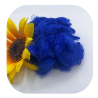 Fournisseur direct de fibres de polyester en balles, fibres de polyester bleues pour rembourrage