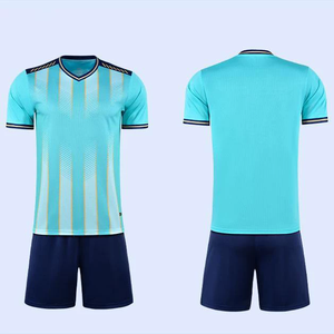 Camiseta de Fútbol Corta Personalizada de Alta Calidad con Estampado Clásico por Sublimación, 100% Poliéster, Estilo Retro Urbano, Uniforme Deportivo para Equipos - Product Image 3
