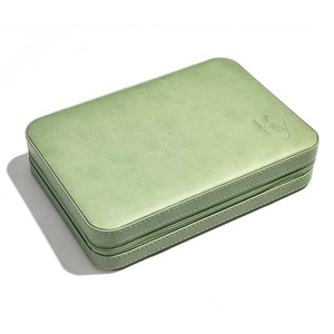 Mini <span class=keywords><strong>gioco</strong></span> da viaggio <span class=keywords><strong>a</strong></span> <span class=keywords><strong>dama</strong></span> magnetica e tavola da 9 pollici in elegante custodia in similpelle classico <span class=keywords><strong>gioco</strong></span> da tavolo di strategia - Product Image 5