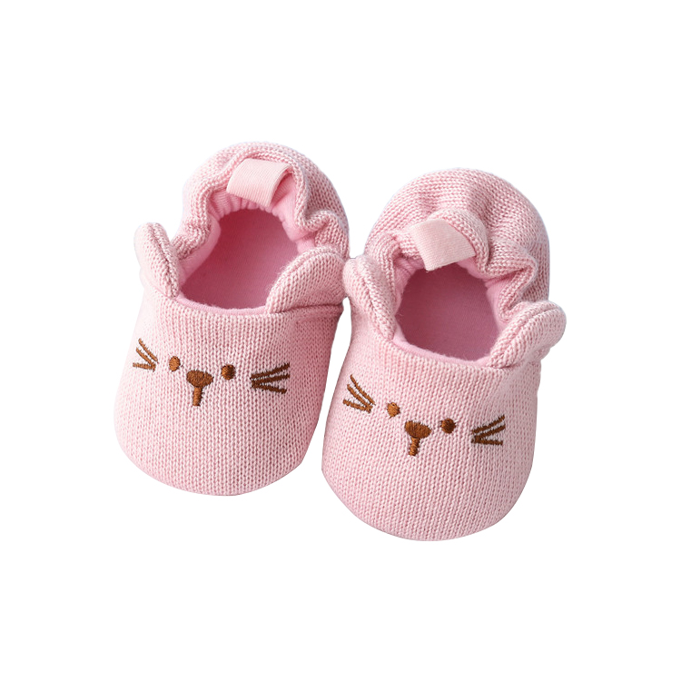 Дешевые хлопковые забавные туфли для новорожденных, обувь для маленьких девочек с мягкой подошвой