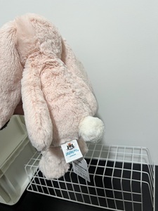 Nuevo Conejo de Peluche de Algodón PP Súper Suave de 31 cm, Conejito Rosa Crema, Juguete de Peluche de Alta Calidad - Product Image 6
