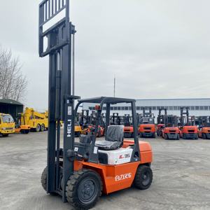 Chariot élévateur d'occasion HELI K35 Prix <span class=keywords><strong>moins</strong></span> <span class=keywords><strong>cher</strong></span> Chariot élévateur <span class=keywords><strong>diesel</strong></span> chinois d'origine Marque HELI K35 - Product Image 6