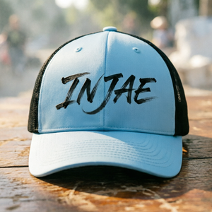 Stylish Printed 6-Panel Mesh Baseball Cap Lightweight and Breathable Adjustable Buckle Perfect for Outdoor Activities - Product Image 4