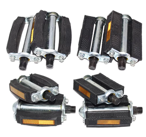 Old Fashion 9/16 'Pédales de vélo 26/28 ''Vintage Retro Bikes Côtés réfléchissants Roulement en acier Pédale plate Bloc en caoutchouc Style rétro - Product Image 5