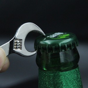 Pendentif <span class=keywords><strong>de</strong></span> clé <span class=keywords><strong>de</strong></span> voiture pour hommes, personnalisé et créatif, outil <span class=keywords><strong>de</strong></span> quincaillerie cadeau publicitaire, ouvre-bouteille en métal, porte-clés - Product Image 3