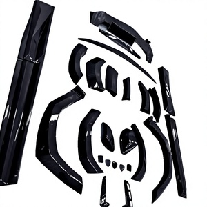 Nouveaux kits carrosserie en fibre de carbone pour Lamborghini Urus : Lame de pare-chocs avant en plastique, pare-chocs arrière, jupes latérales, pare-chocs avant de voiture - Product Image 6