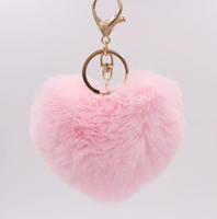 Porte-clés en peluche en forme de cœur rouge à la mode pour les couples, imitation fourrure de raton laveur, boule de fourrure de lapin, pendentif pour sac