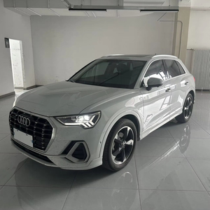 <span class=keywords><strong>Audi</strong></span> <span class=keywords><strong>Q3</strong></span> 2022 Usado, SUV Compacto de 5 Plazas, Gasolina, Automático, <span class=keywords><strong>Segunda</strong></span> <span class=keywords><strong>Mano</strong></span> - Product Image 1