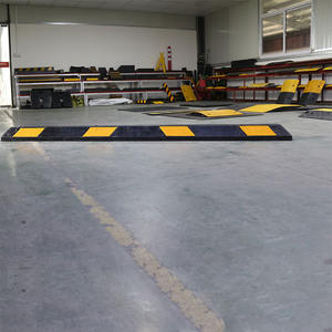 <span class=keywords><strong>Merak</strong></span> RU-750-1 165CM/180CM/200CM Rampa in gomma gialla riflettente resistente per blocco parcheggio, garage, camion e auto - Product Image 2