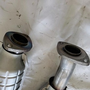 Convertisseur catalytique en acier inoxydable pour tuyau d'échappement de voiture pour toyota Reiz Crown 2.0 2.5 3.0 collecteur d'échappement gauche droite 1990-2013 - Product Image 5