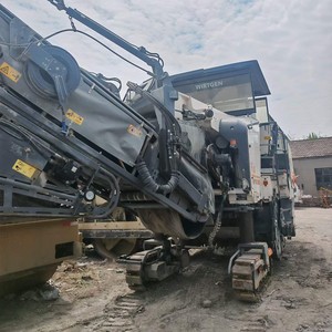 Fresadora en Frío Wirtgen 195 Plus con Potencia de 447 kW, Escarificador de 2000 mm de Ancho y 330 mm de Profundidad para Mantenimiento de Pavimentos - Product Image 4