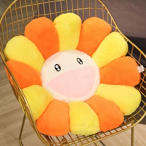 Caldo carino Takashi Murakami fiore cuscino giocattolo 10 colori peluche comodo regalo <span class=keywords><strong>per</strong></span> le vacanze Design floreale carino - Product Image 2