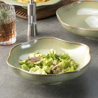 YAYU nouveaux designs inventifs four vert irrégulier personnalisé en céramique assiettes de pâtes italiennes plateau ensembles de vaisselle