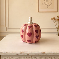 Adorable Cœur en Céramique Rose, Style Citrouille Rétro Nostalgique, Décoration Romantique pour la Saint-Valentin, Pièce d'Art pour Bureau, Mariage, Fête et Maison