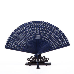 Çin Tarzı Oymalı El Yapımı Kadın Katlanır Yelpazesi Günlük Kullanım Yusufçuk ve Çiçek Temalı - Product Image 5