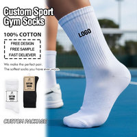Chaussettes en coton respirantes personnalisées OEM avec logo et couleurs sur mesure, détail antidérapant et écologique sur la semelle pour la gym et le fitness, faible MOQ