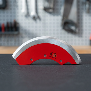 Cuchilla Industrial Curva Roja de Acero con Alto Contenido de Carbono para Equipos de Procesamiento de Alimentos y Cosecha - Product Image 1