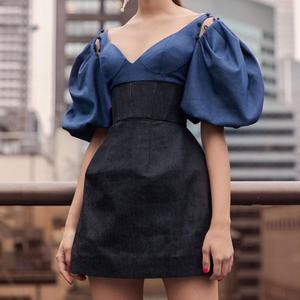 เดรสสั้นแขนพองสีสันสดใสสไตล์ OEM สำหรับผู้หญิง ชุดราตรีฤดูร้อน เดรสยีนส์สั้นสำหรับผู้หญิง - Product Image 2