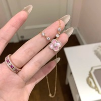 Ensemble de bijoux haut de gamme pour femme : collier, boucles d'oreilles et bracelet à fleur trèfle à quatre feuilles, coquille rose, best-seller