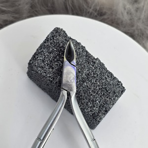 Luxury Carbon Steel Cuticle Nipper with Flat Jaw and Pointed Tip Professional <b>Nail</b> <b>Tool</b> for Finger Care in Gift Box - Product Image 1