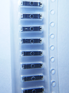 Nuevo y Original para MC-146 SMD7015, Unidad de Cristal de Cuarzo de 32.768KHZ, 7.0PF/9.0PF/12.5PF, 20PPM, 50 Ohmios, -40C~85C - Product Image 5