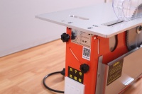 WANJIA Petite table Multi-fonction Scie sans poussière Manuel Tête de scie unique Brosse Machine de découpe de bois Ascenseur manuel Moteur horizontal