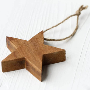 Étoile en bois suspendue de Noël 2025 Best-seller - Product Image 2