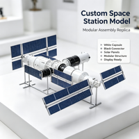 Maquette d'assemblage de station spatiale, modèle 3D, capsules blanches, connecteurs noirs, panneaux solaires bleus, structure modulaire, hôtel