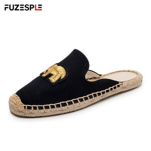 Mules plates noires pour femmes, bout fermé, en toile, broderie éléphant <span class=keywords><strong>doré</strong></span>, à enfiler, tressées, style espadrille d'été - Product Image 1